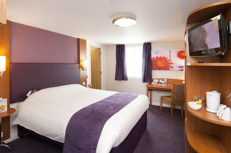 Premier Inn Premier Inn Wigan Eksteriør bilde
